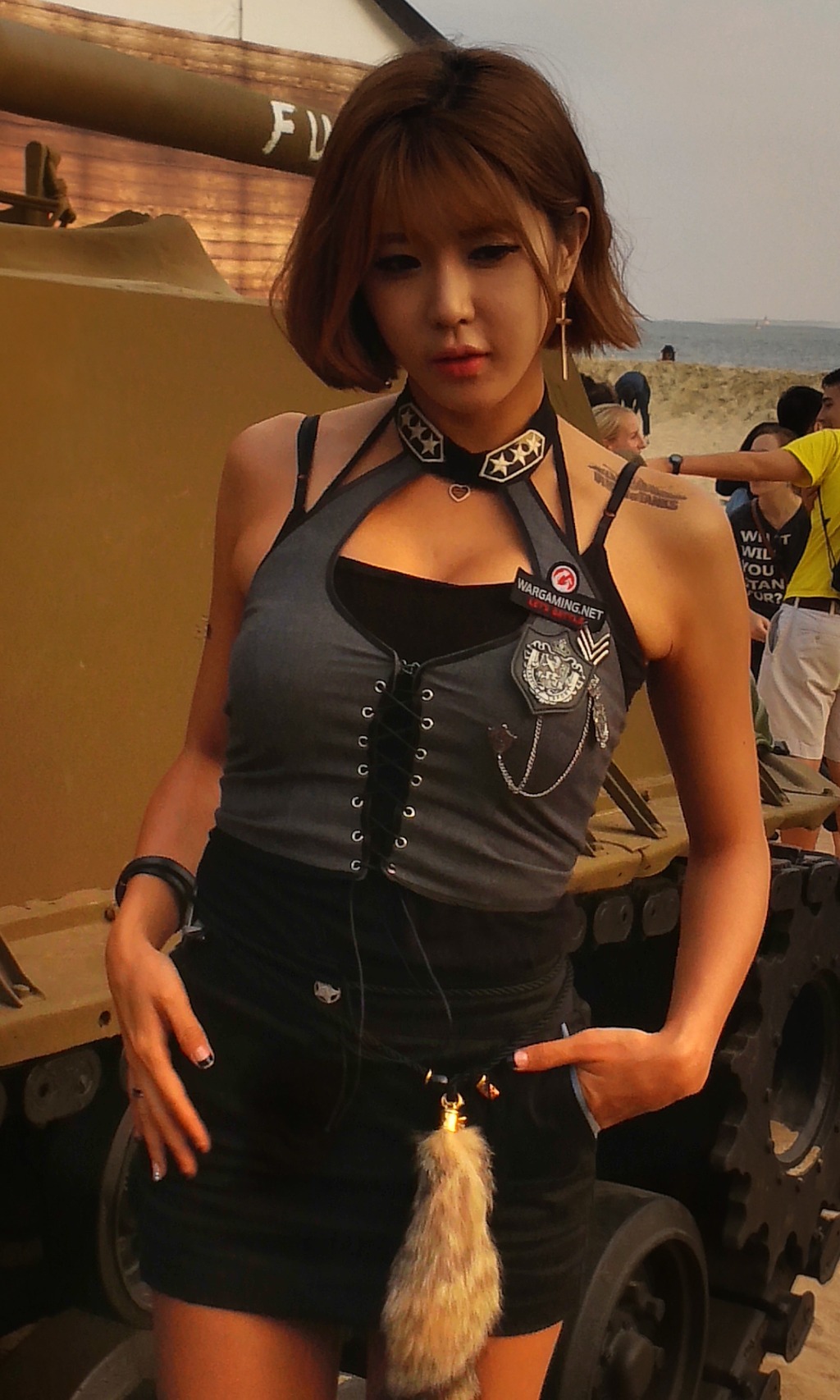 South Korea's top showgirl Xu Yunmei Busan tank world 1